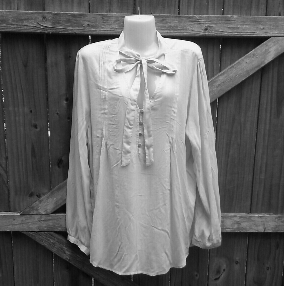 Faded Glory White Bowtie Button Tunic Sheer Blouse